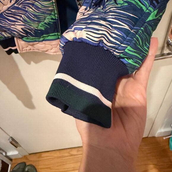 Emilio Pucci Silk Reversible Bomber Jacket Feather Print Blue Size IT 36 XS - Picture 5 of 13